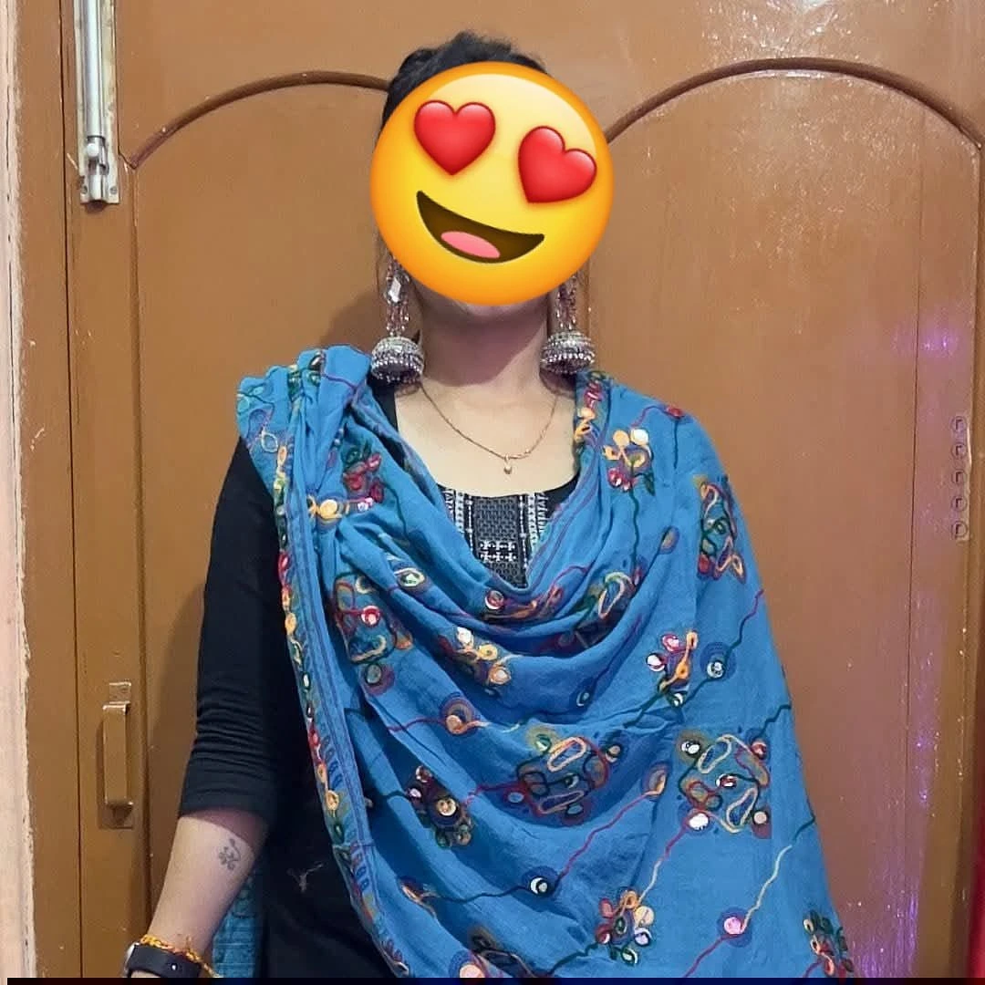 MARRIED HOUSEWIFE📸CAM📸ANAL – Indian escort in New Delhi — 18 / 24