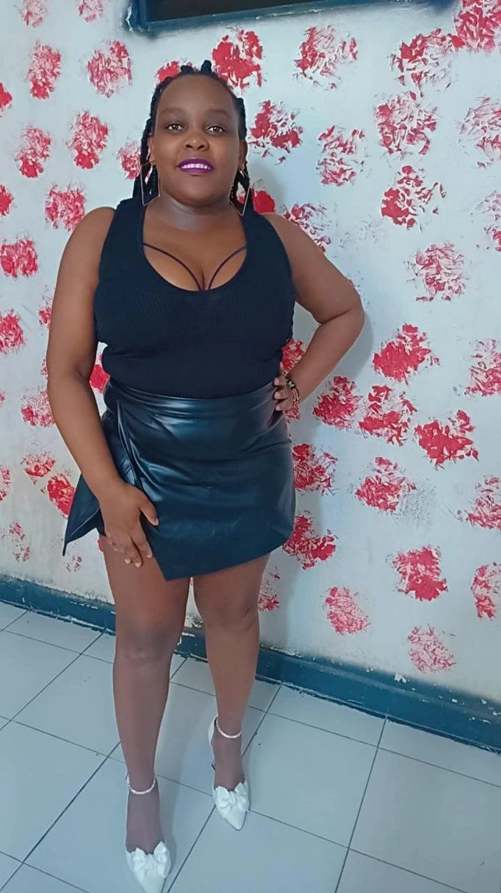 Demy – Central African escort in Beirut — 4 / 6
