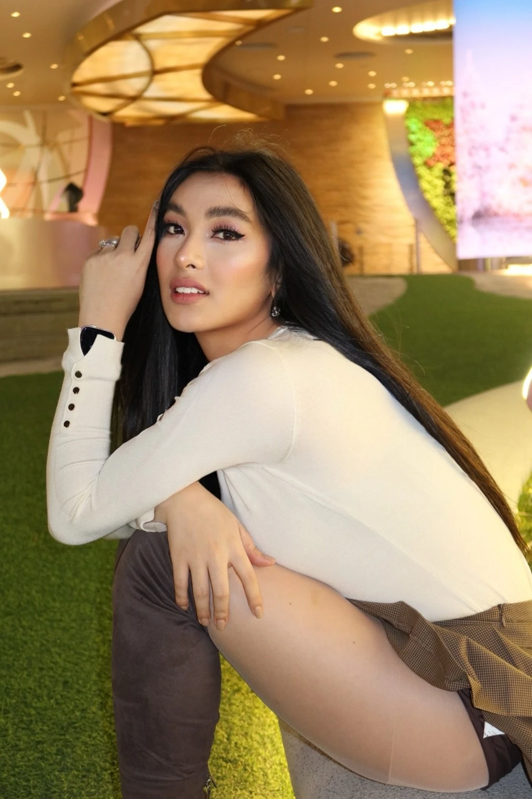 Maxinne – Filipino escort in Macao — 24 / 28