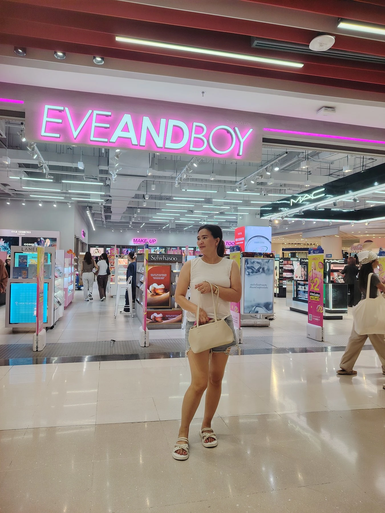 Jinky – Filipino escort in Macao — 2 / 5