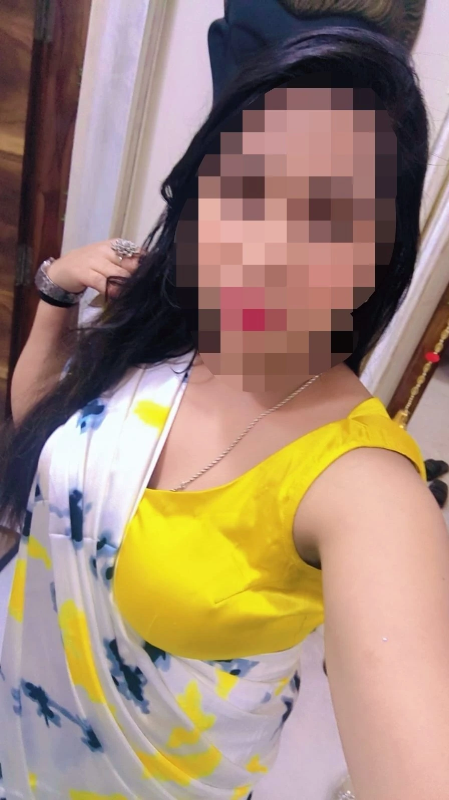 Mira – Indian escort in Kathmandu — 2 / 7