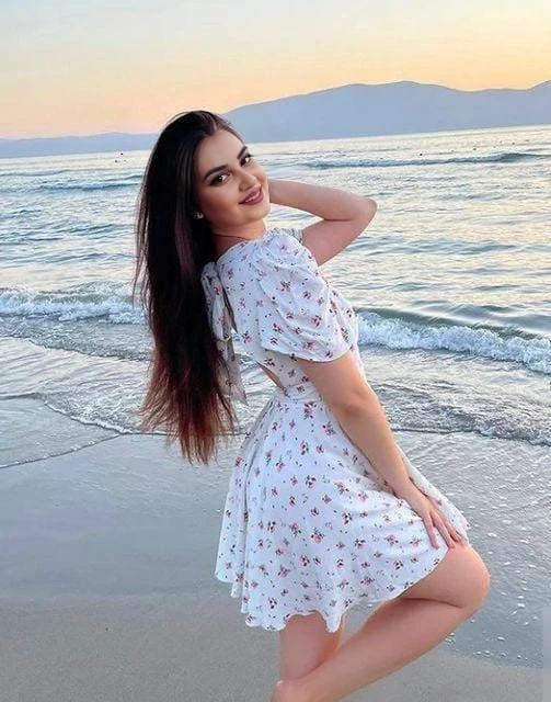 Independent Escort Geet Khurana – Indian escort in Mumbai — 1 / 4