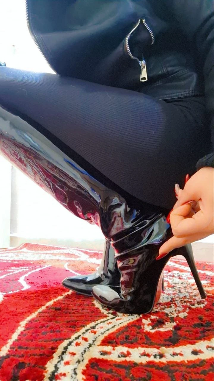 Mistress Tina – Lebanese escort in Beirut — 10 / 16