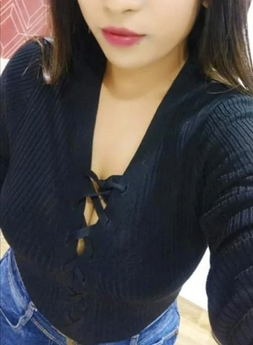 Beautiful and Slim Independent Pari – Indian escort in Pune — 4 / 5