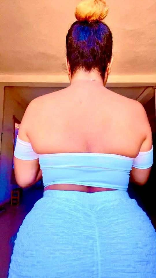 Lannah – Algerian escort in Mauritius — 3 / 4