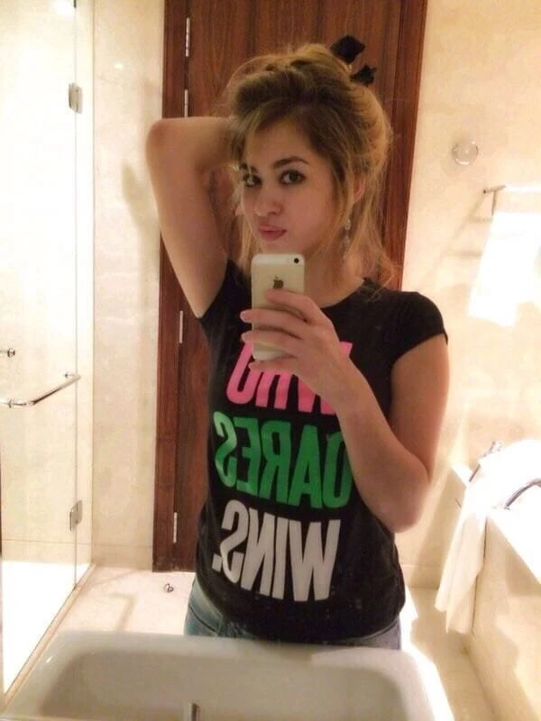 Garima Chopra – Indian escort in Mumbai — 4 / 5