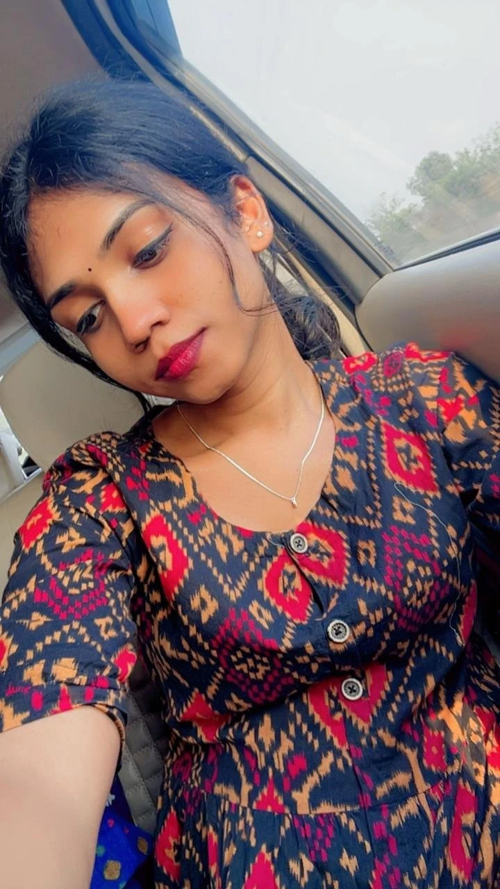 Shweta Reddy Telugu Girl Madhapur – escort in Hyderabad — 5 / 8
