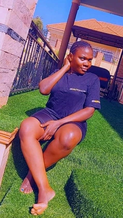 Dian – Ugandan escort in Kampala — 6 / 8