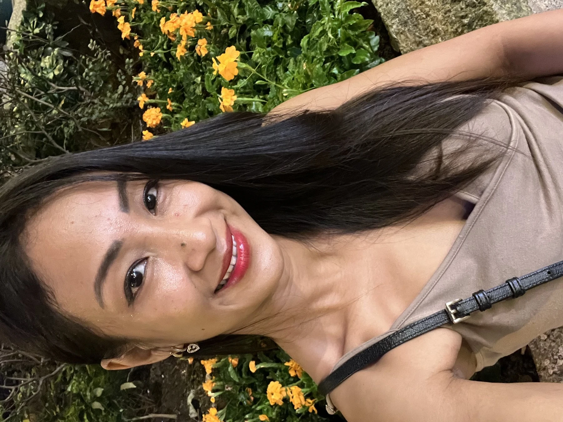 Its Cold and I Feel So Hot! – Filipino escort in Macao — 9 / 10