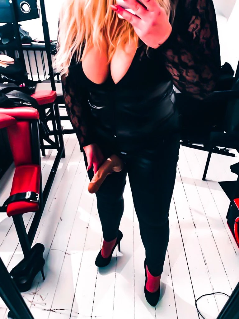 Monaco Dominatrix – dominatrix in Monaco — 3 / 20