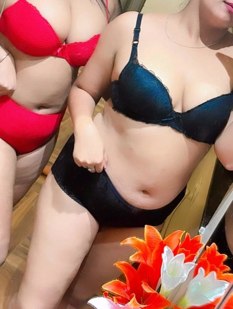 Anjali – Indian escort in Mumbai — 23 / 31