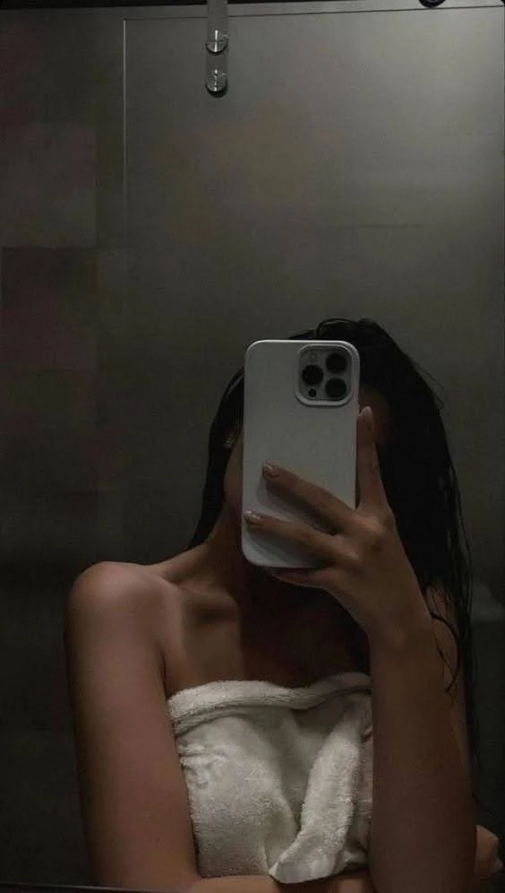 Independent paid meet – Indian escort in Noida — 3 / 6