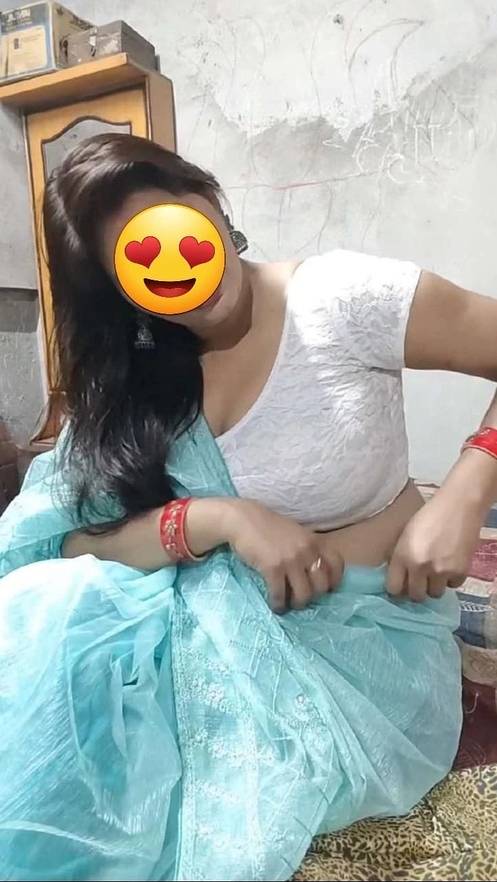Haryanvi Bhabi online fun – Indian escort in New Delhi — 3 / 6