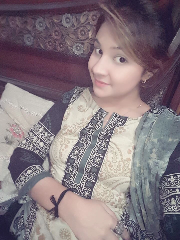 Missba – Pakistani escort in Rāwalpindi — 3 / 11