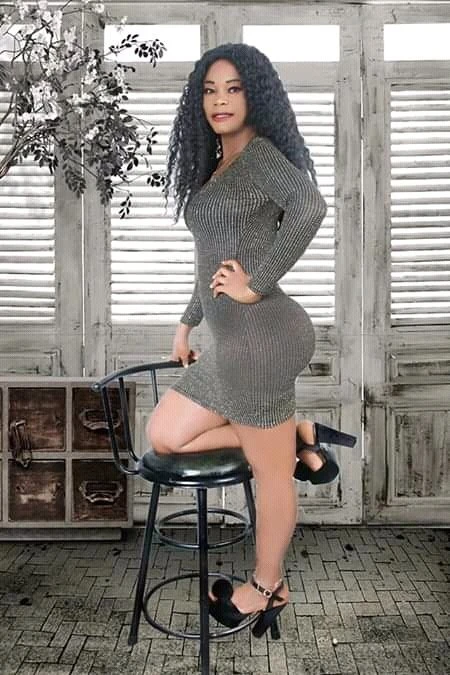 Fati – South African escort in Beirut — 4 / 5