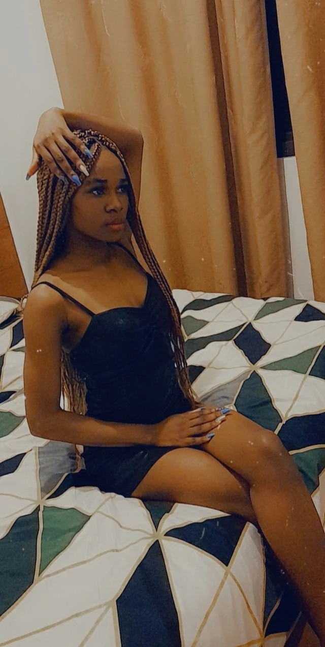 Bella – escort in Beirut — 2 / 4