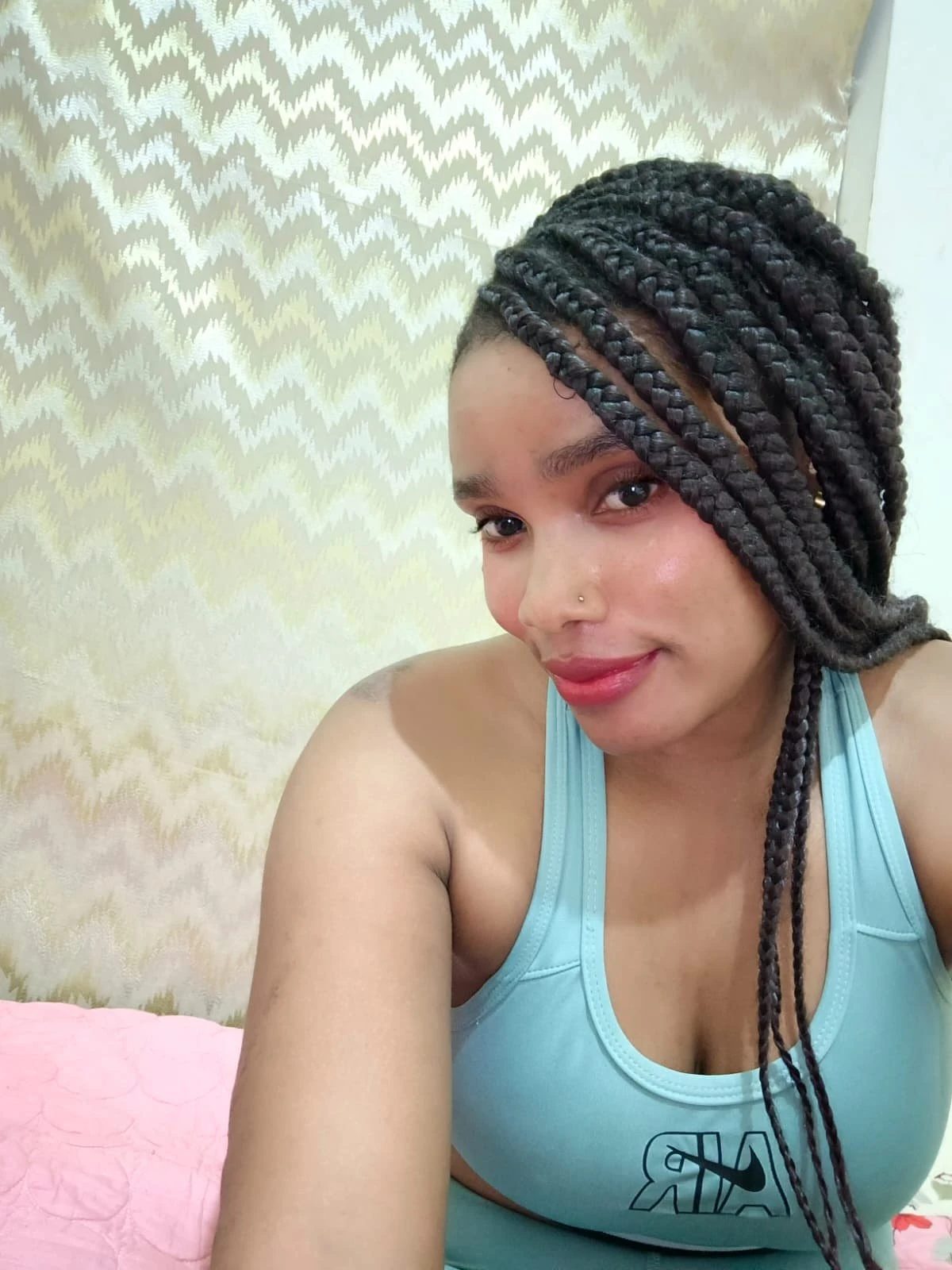 Jojo – Tanzanian escort in Beirut — 3 / 4