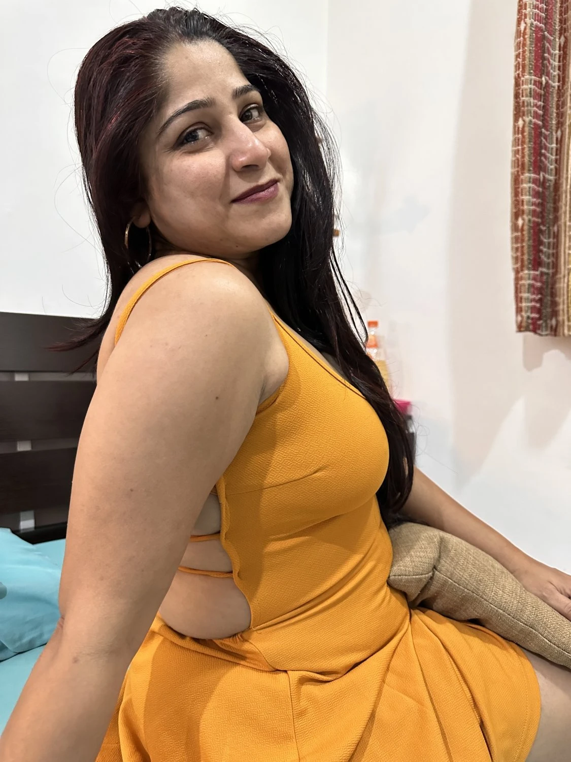 Sindu – Indian escort in Mumbai — 8 / 10