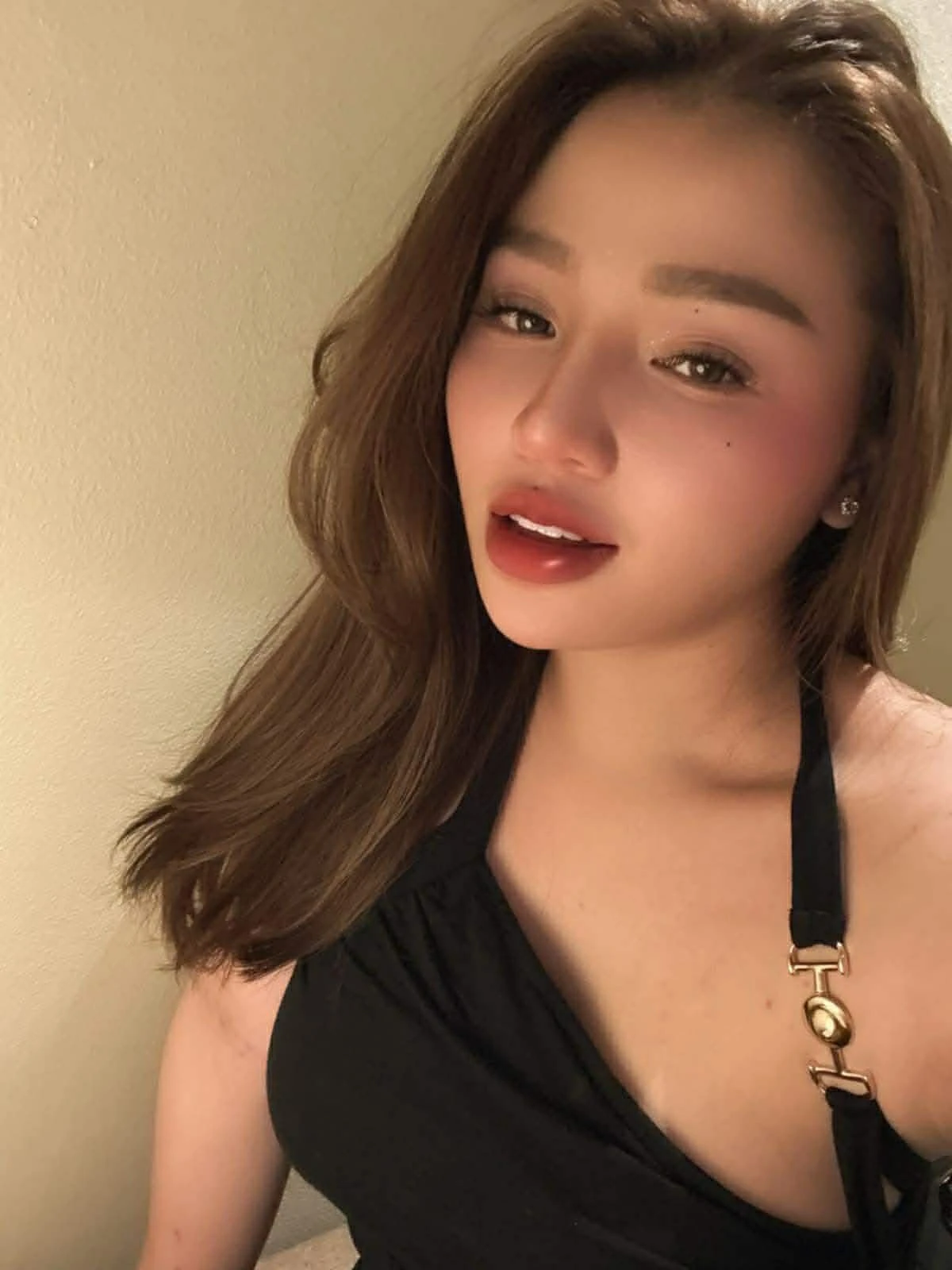 Herry – Vietnamese escort in Colombo — 3 / 5