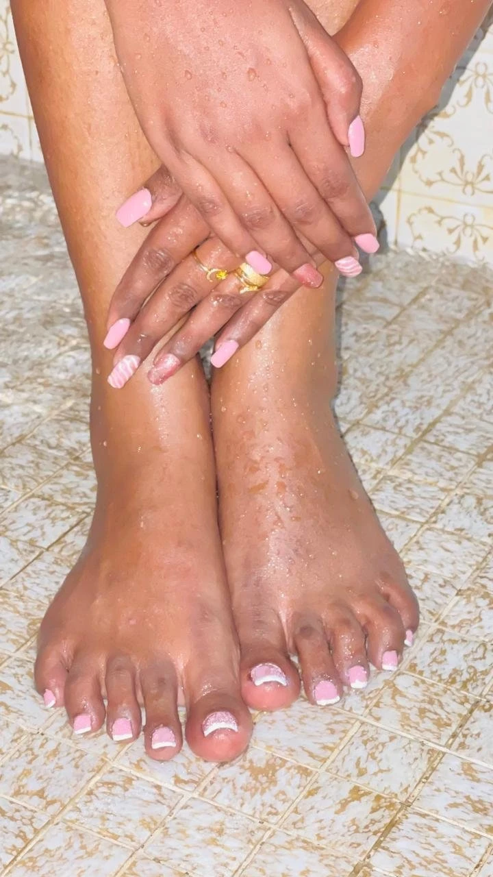 cam with toys, linger/ bi sex/ misterss/ – Sri Lankan escort in Colombo — 6 / 21
