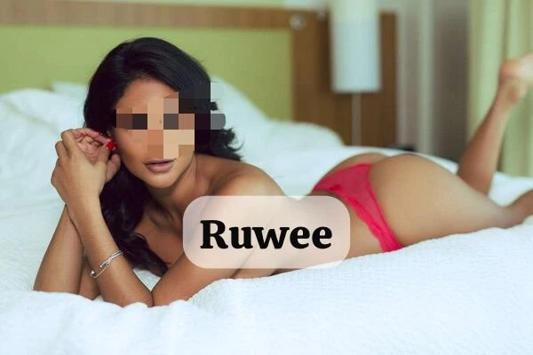 Ruwee-Live Shows – Sri Lankan escort in Colombo — 10 / 17