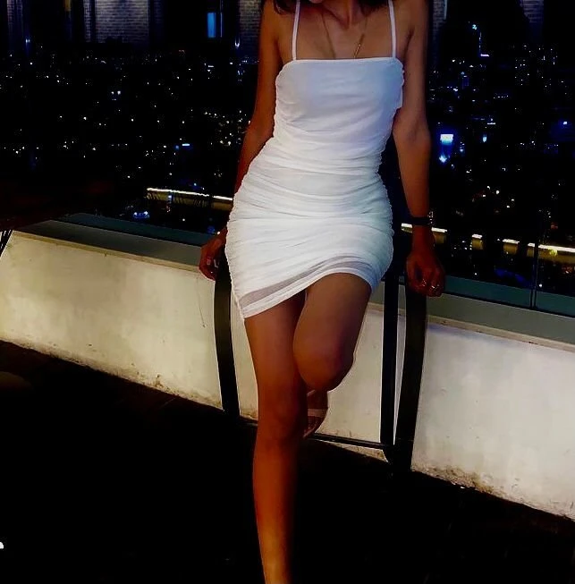Taniya – Sri Lankan adult performer in Colombo — 3 / 4