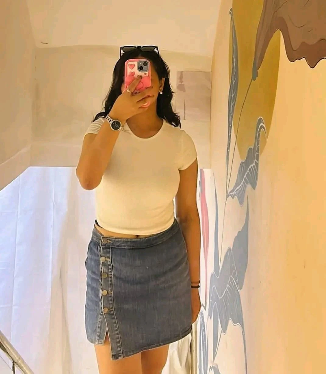 Avni independent call girl in Noida – Indian escort in Noida, Escort, Noida