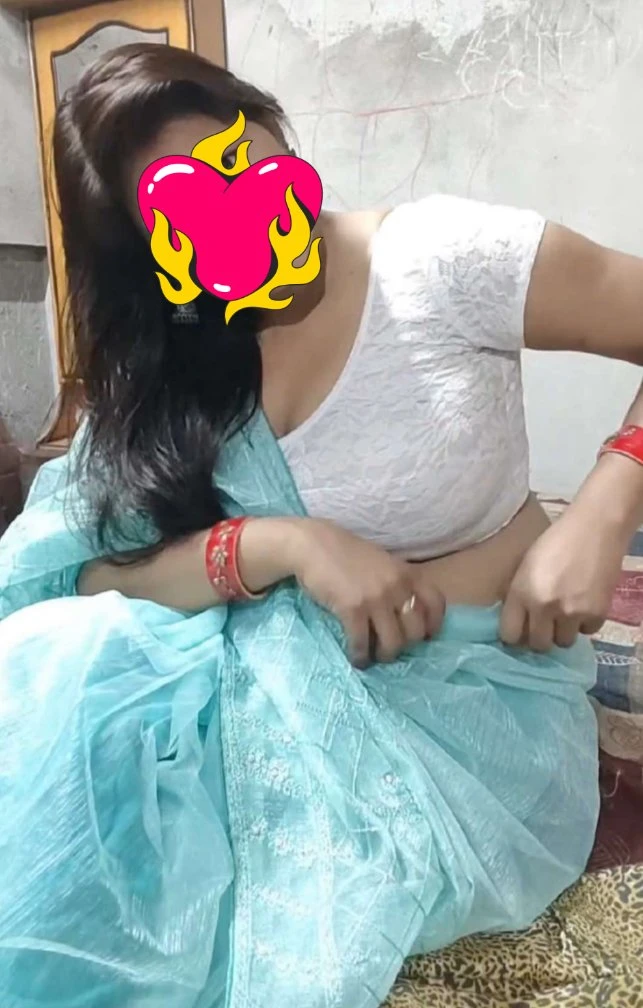 Haryanvi bhabi cam session only – Indian escort in New Delhi, Escort, New Delhi