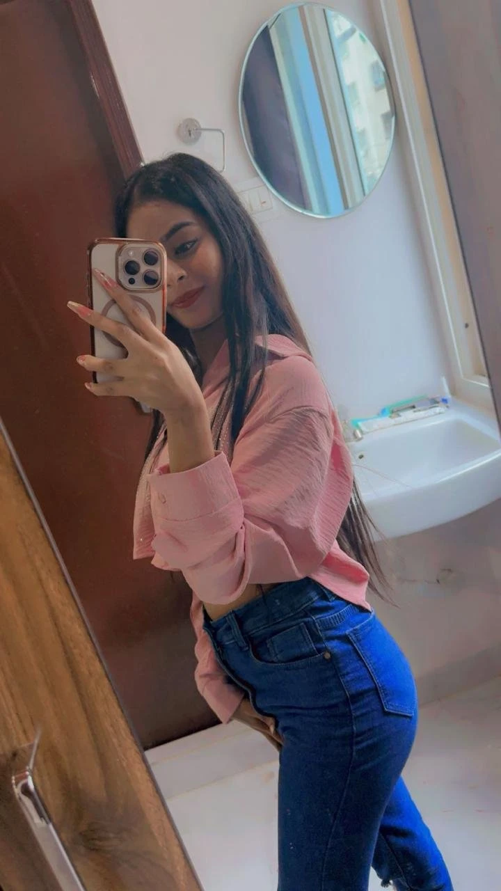 Priya Real Girl – Indian escort in Hyderabad — 3 / 4