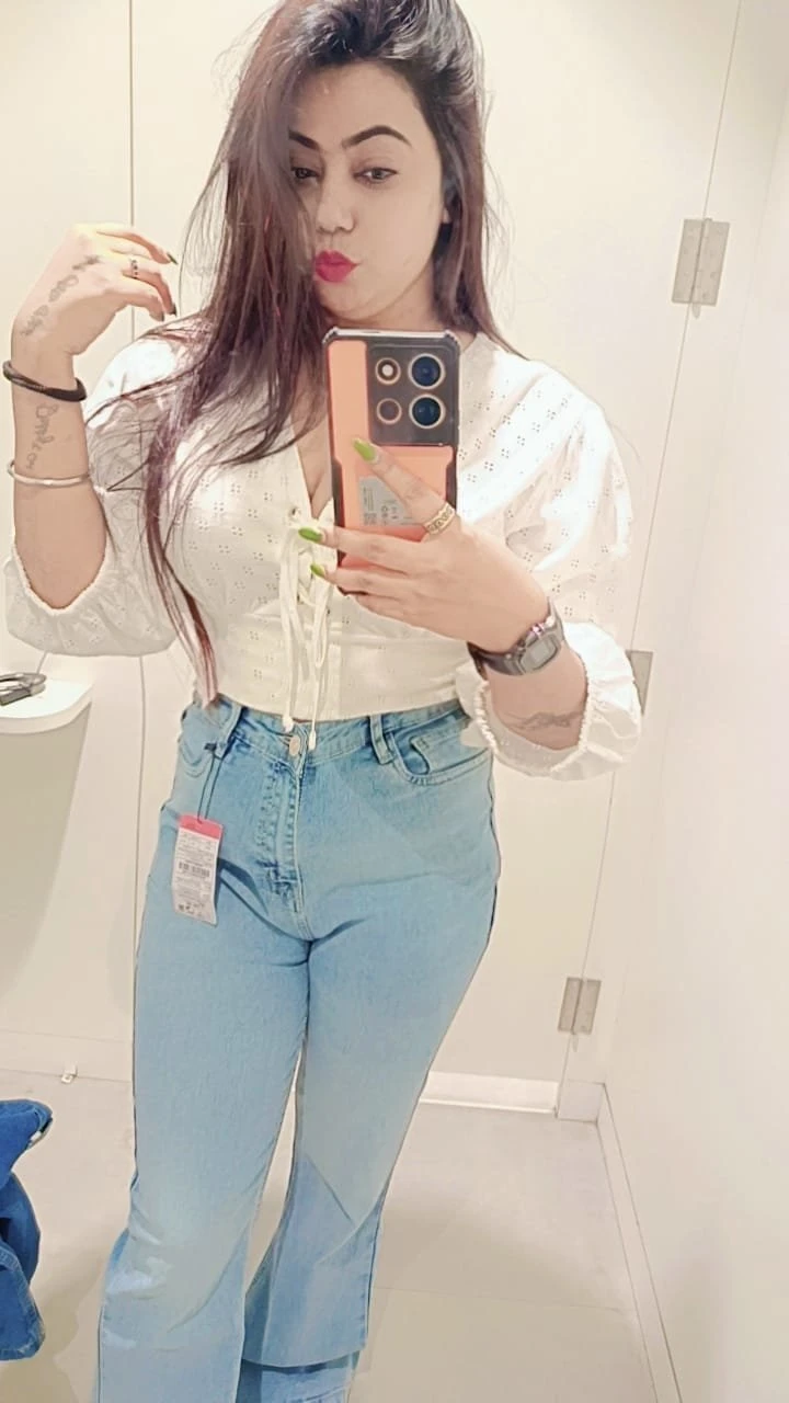 Raghini Sharma Escorts – Indian escort in Nagpur — 5 / 7