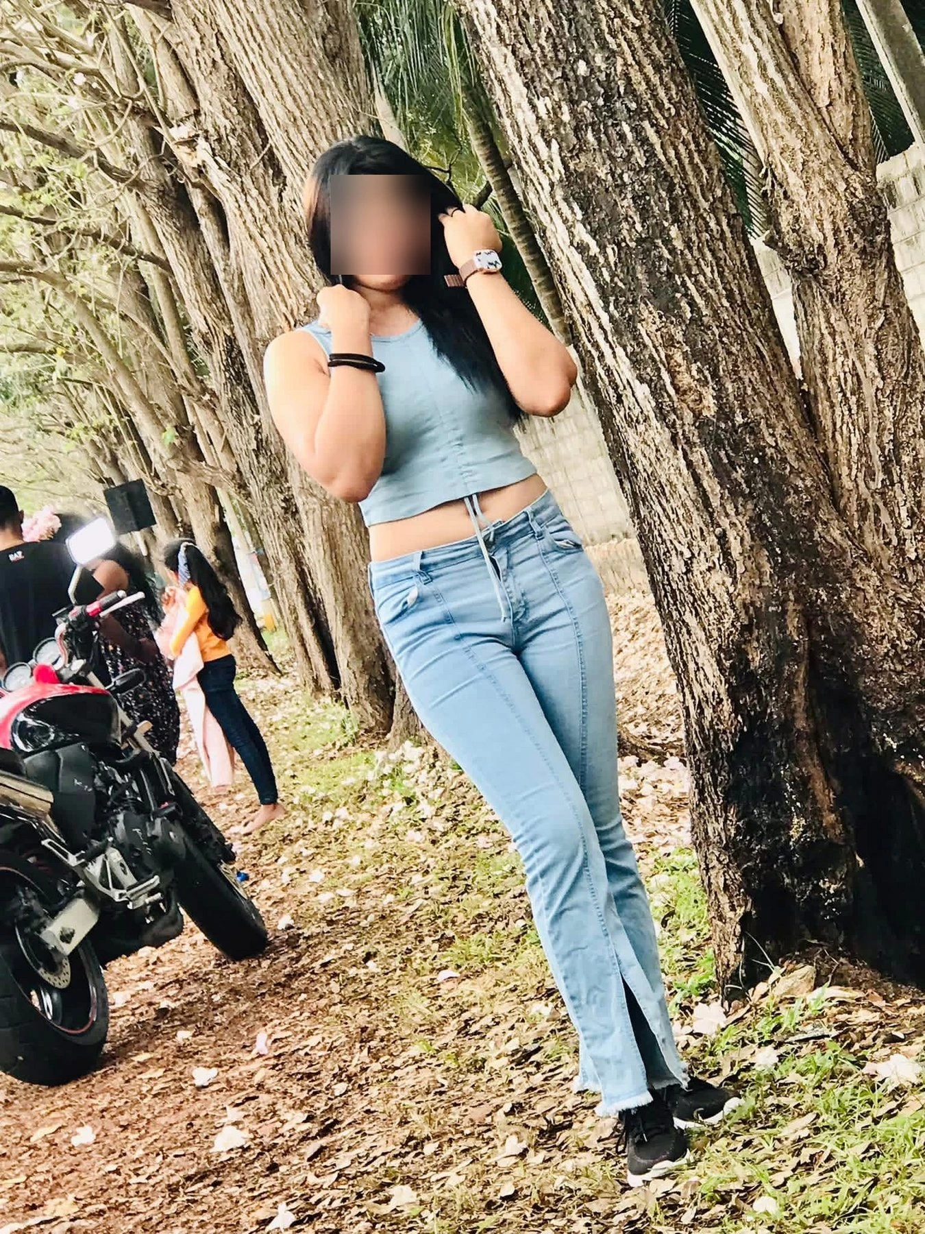 Dinu – Sri Lankan escort in Colombo — 5 / 6