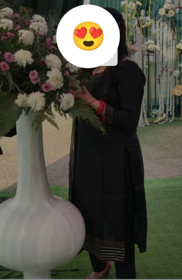 Isha anal queen cam /meet in new delhi – Indian escort in New Delhi — 4 / 5