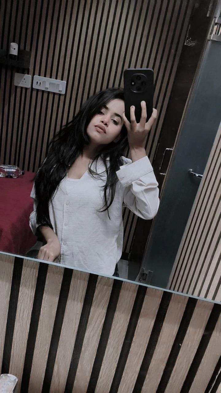 Sri Sengupta – Indian escort in Kolkata — 2 / 4
