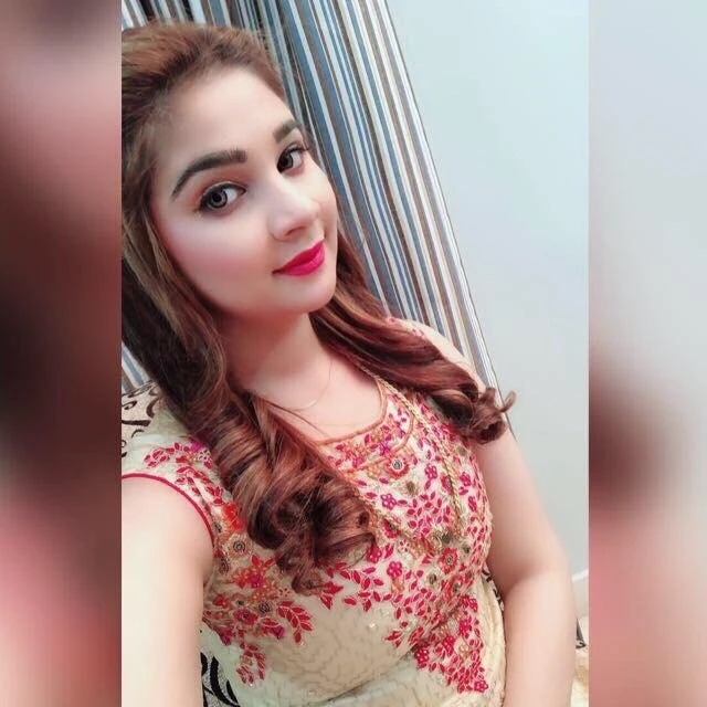 Mona – Pakistani escort in Islamabad — 7 / 9