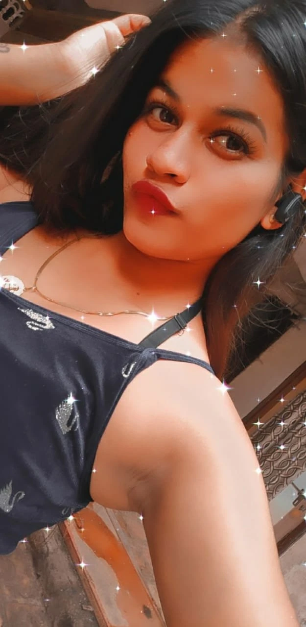 Sanjana Singh – Indian escort in Navi Mumbai — 3 / 5