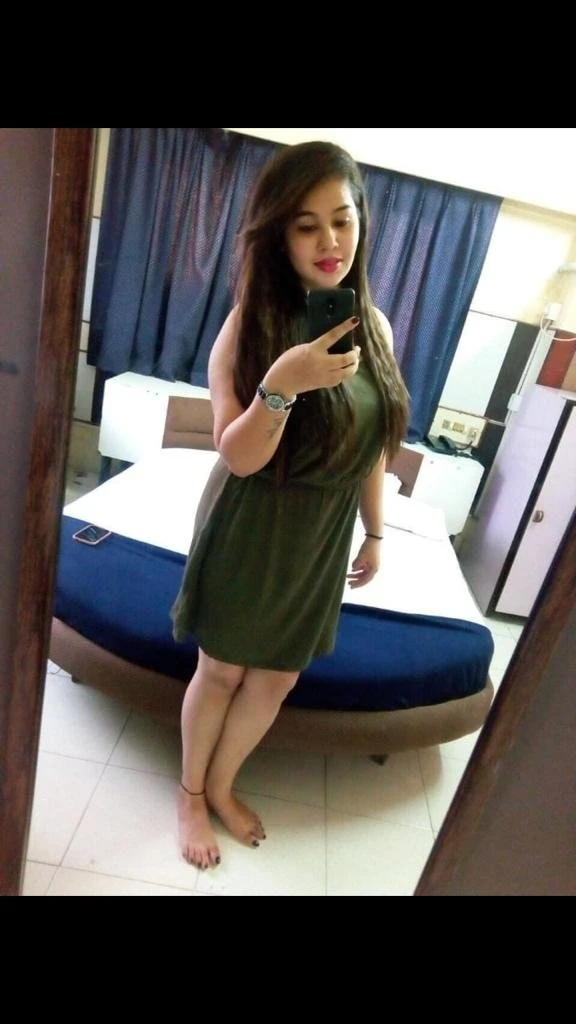 Kavya – Indian escort in Hyderabad — 1 / 3