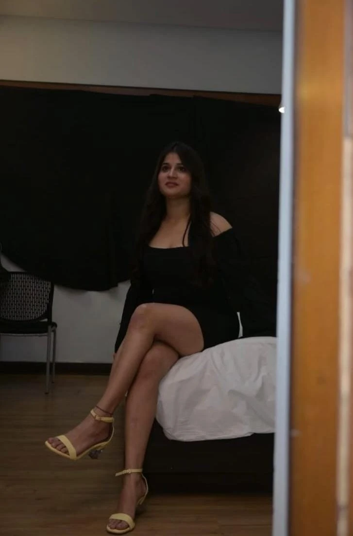 Bhumi Indian Model Available Incall – Indian escort in New Delhi — 2 / 5
