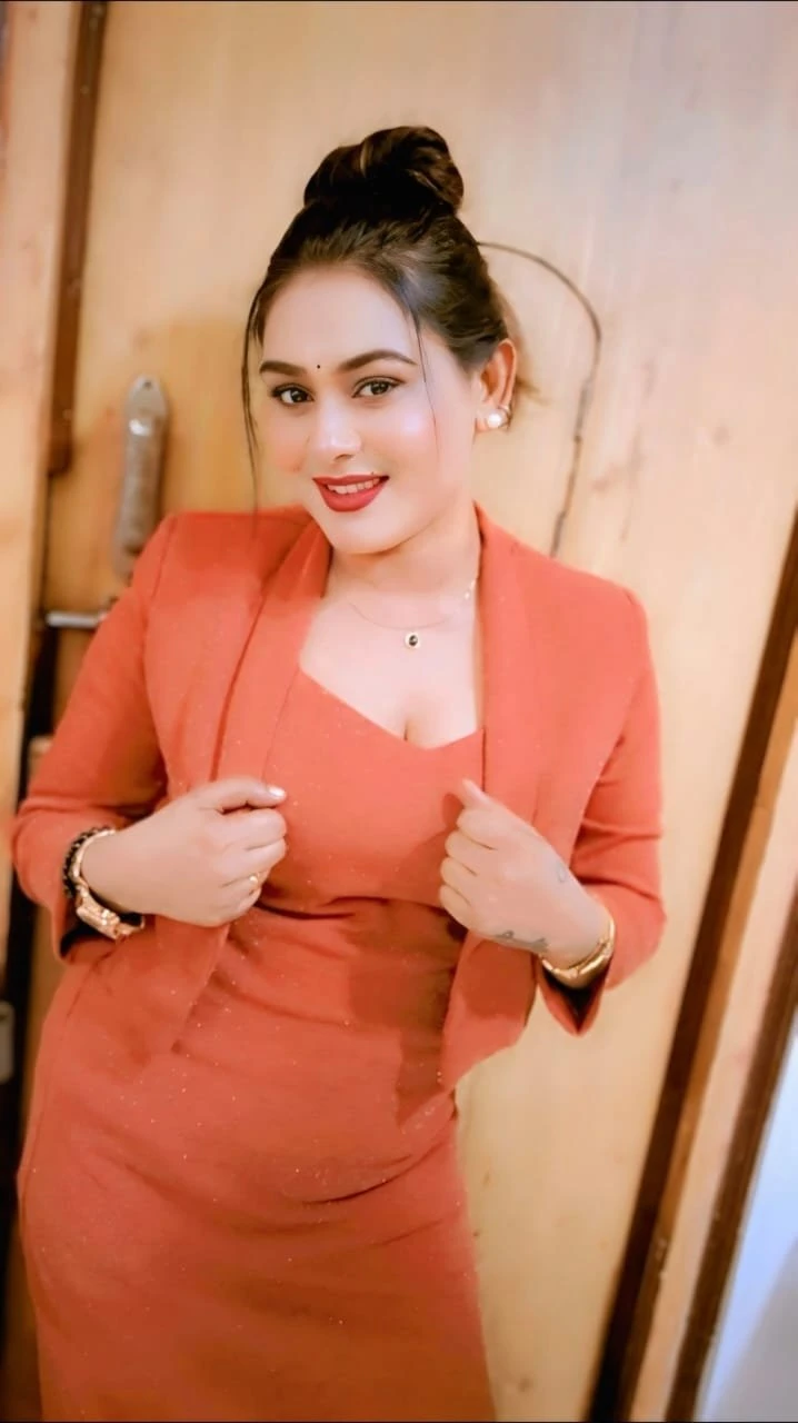 Aerocity Call Girls Esrcot Services – Indian escort in New Delhi — 2 / 4