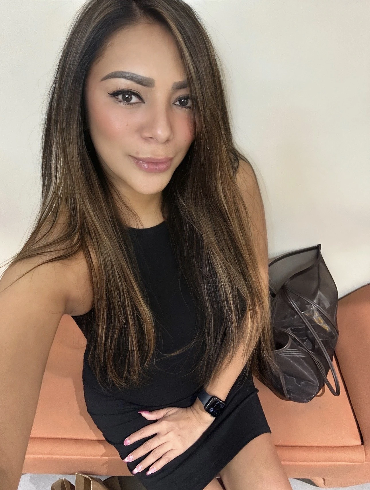 Deep French kisser Audrey. 2 days left – Brazilian escort in Hyderabad — 27 / 31