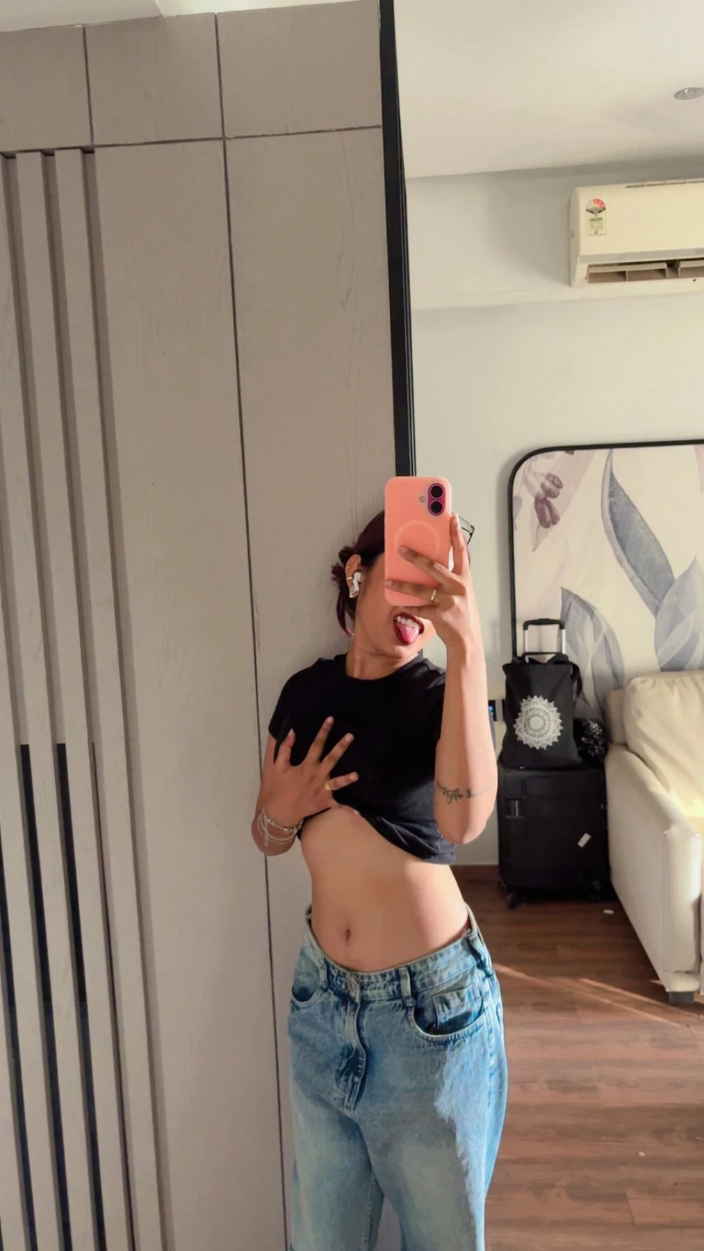 Jenny Roy – Indian escort in Mumbai — 8 / 31