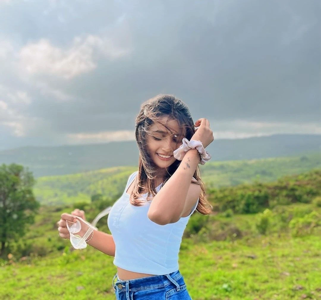 Prerna – Indian escort in Surat — 1 / 5