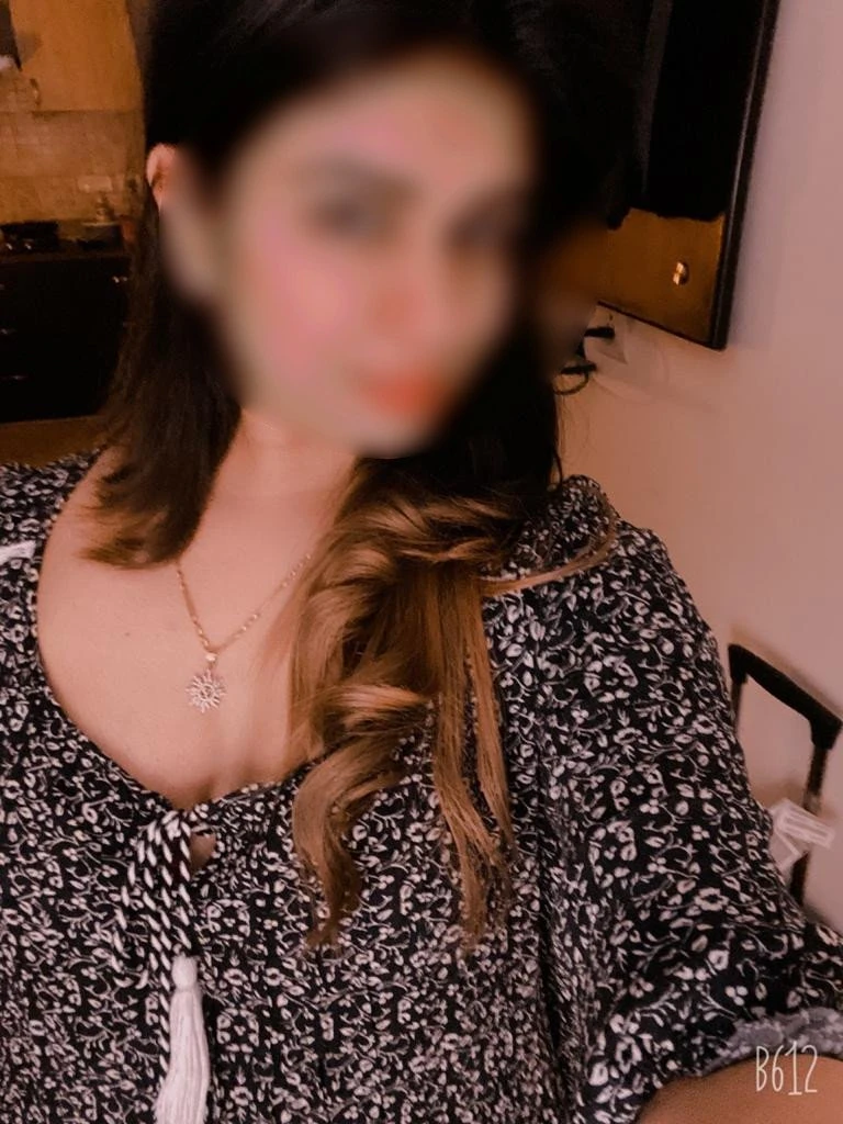 Riya Kaur Aerocity – Indian escort in New Delhi, Escort, New Delhi