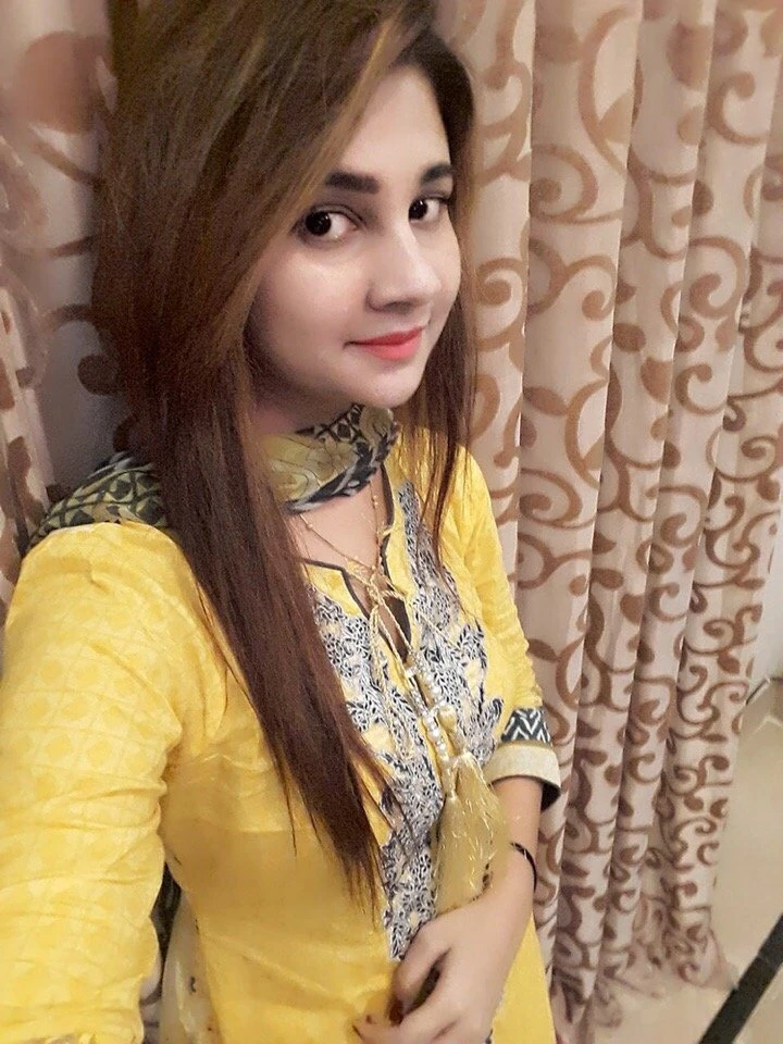 Alia – Pakistani escort in Lahore — 8 / 12