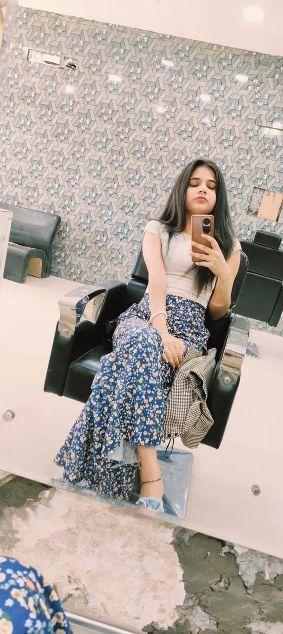 Neha College Going Girl Incall/Outcall – Indian escort in New Delhi — 4 / 7