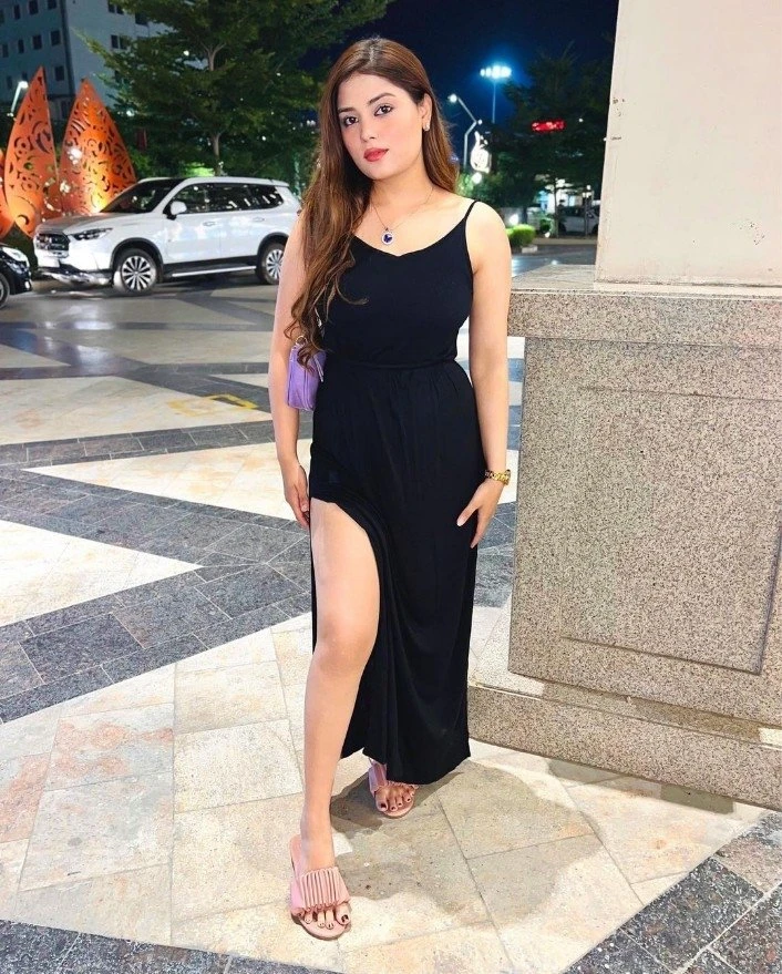 Urvashi escort service – Indian escort in Visakhapatnam — 2 / 4