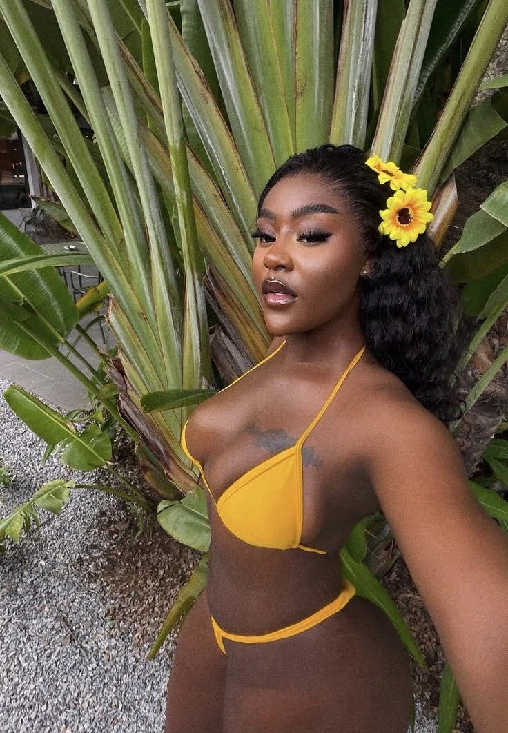 Rose – Gabonese escort in Abidjan — 3 / 5