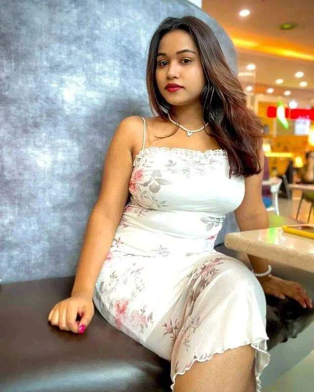 Suchitra Rao – Indian escort in Navi Mumbai — 3 / 4