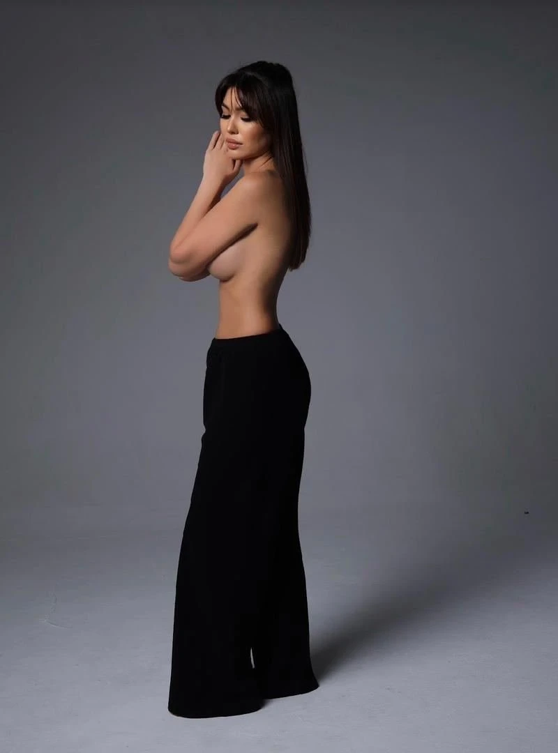 ️~ Leila – Russian escort in Beirut — 3 / 8
