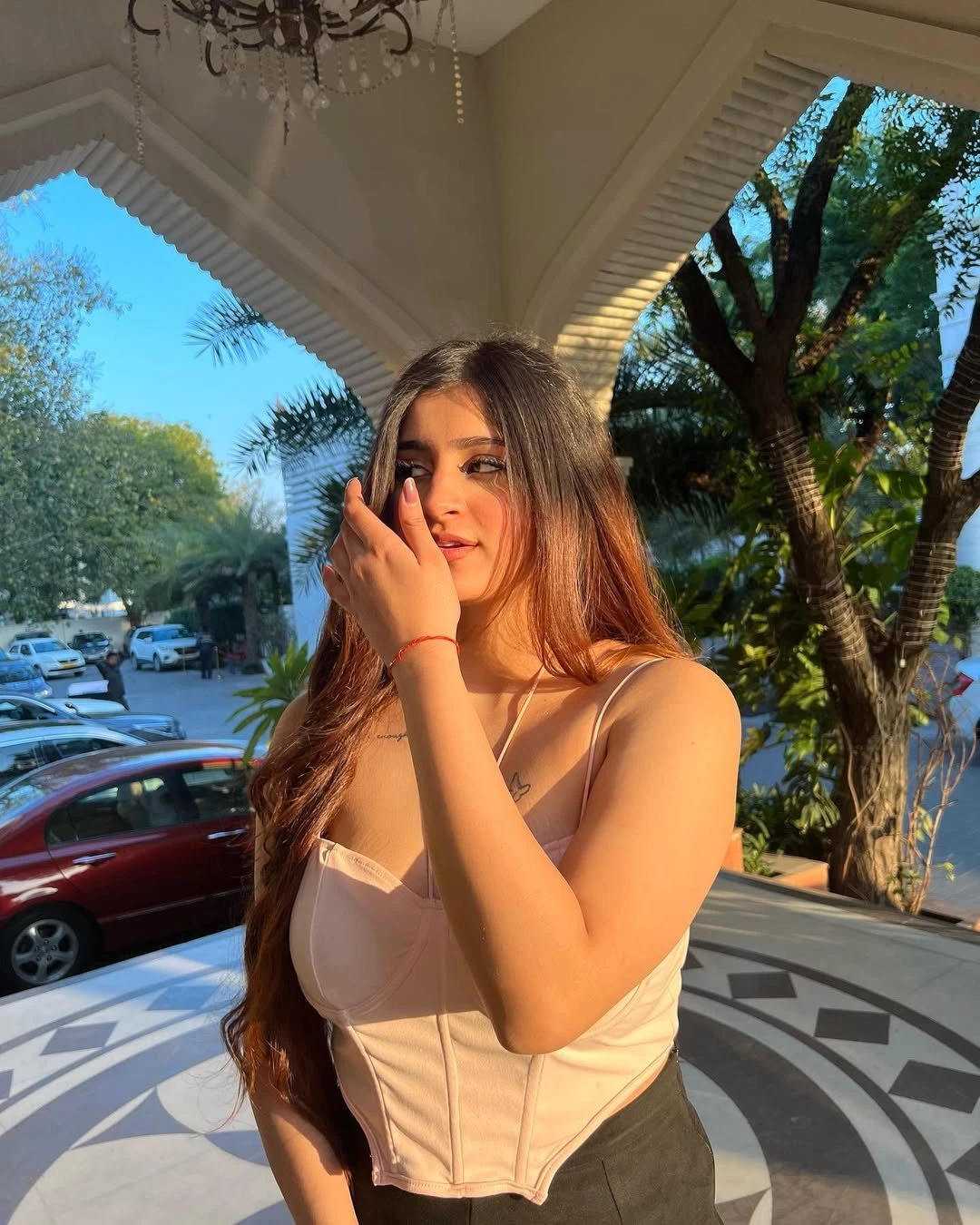 Geetika – Indian escort in Kochi — 3 / 5