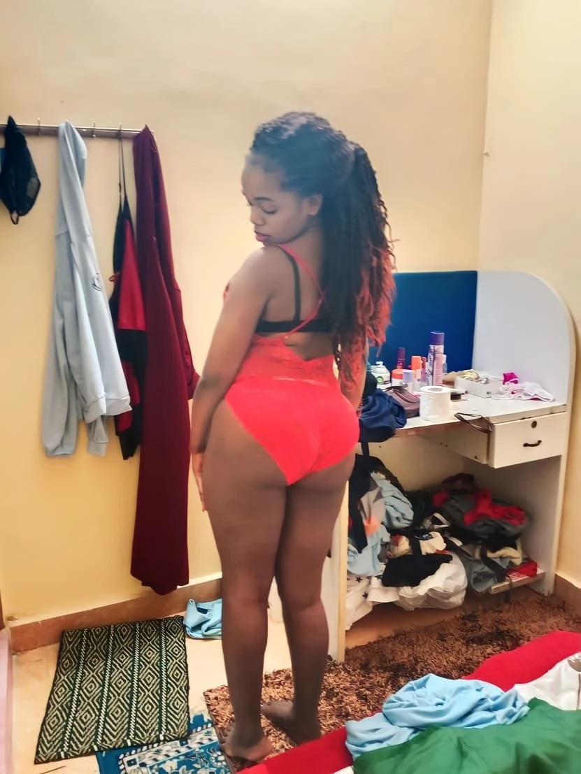 Jemmy – South African escort in Bangalore — 5 / 6